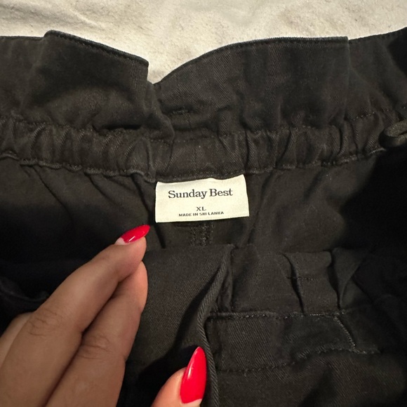 Aritzia Sunday best paper bag shorts - Picture 2 of 3